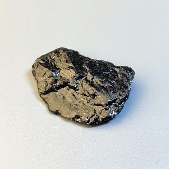 Бусина Турмалин черный Шерл кусочки 20-28х14-18х5-9 мм